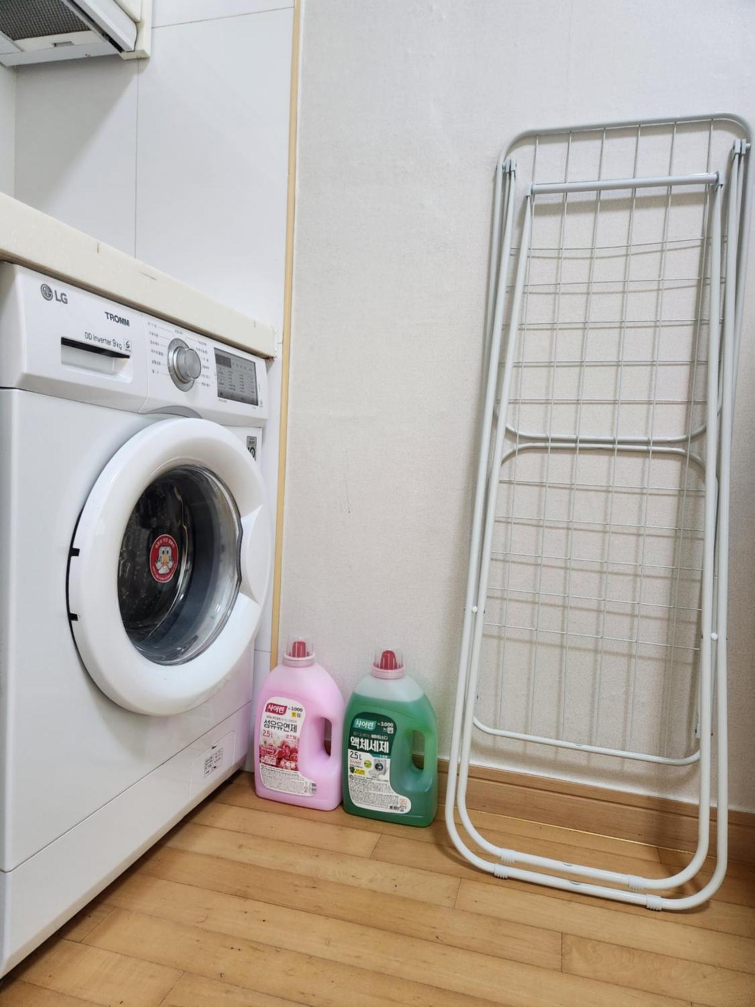Oryu-dong Station 3 Mins Two Bedroom Seoul